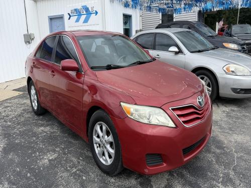 2011 Toyota Camry Base 6-Spd AT / LEASE HERE PAY HERE /AS IS
