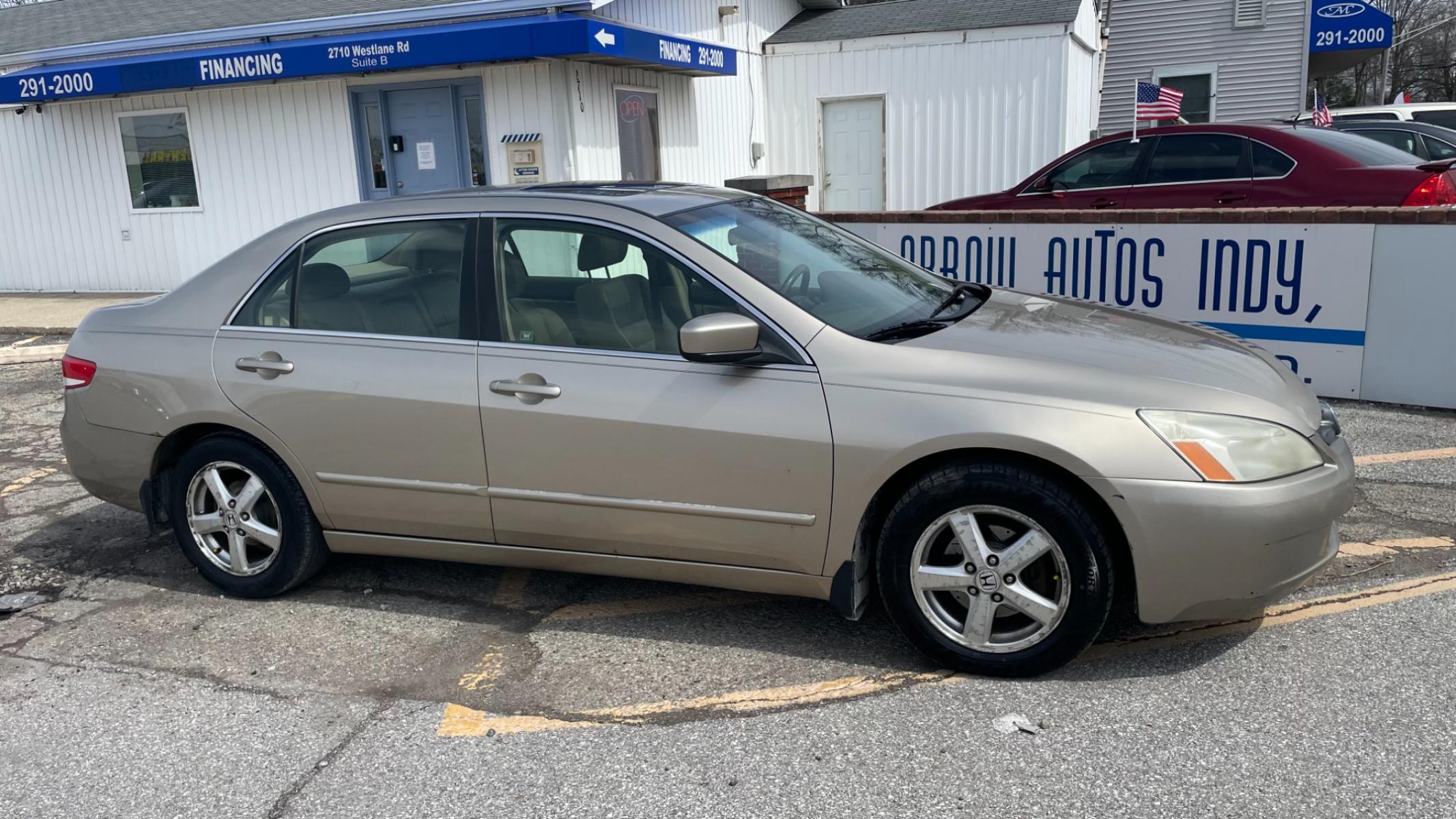 2003 Honda Accord EX sedan AT (JHMCM56683C) with an 2.4L L4 DOHC 16V engine, 5-Speed Automatic Overdrive transmission, located at 2710A Westlane Rd., Indianapolis, IN, 46268, (317) 291-2000, 39.885670, -86.208160 - Photo #2