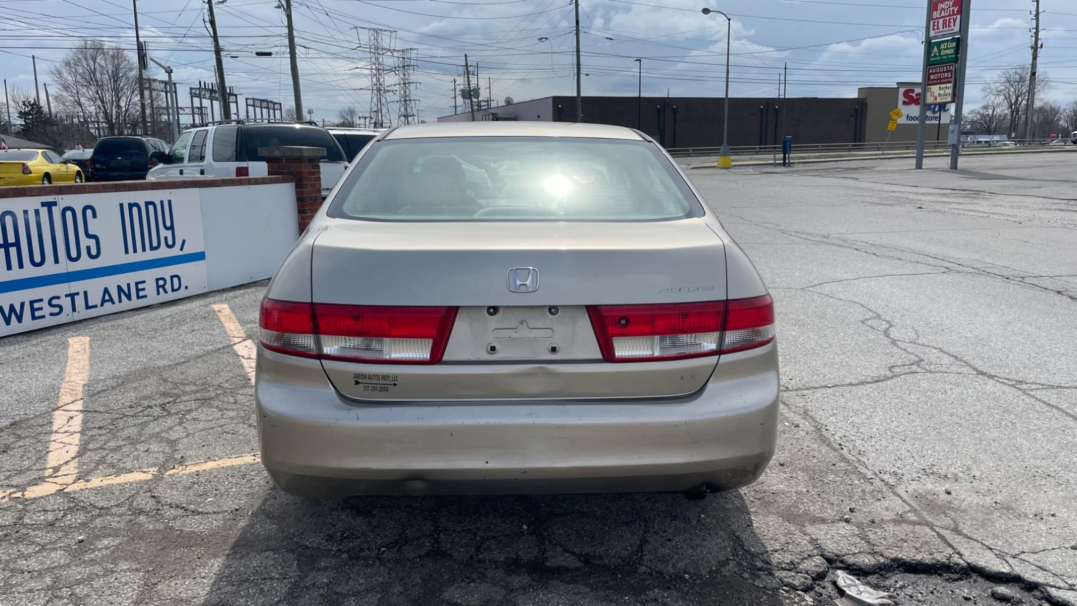 2003 Honda Accord EX sedan AT (JHMCM56683C) with an 2.4L L4 DOHC 16V engine, 5-Speed Automatic Overdrive transmission, located at 2710A Westlane Rd., Indianapolis, IN, 46268, (317) 291-2000, 39.885670, -86.208160 - Photo #3