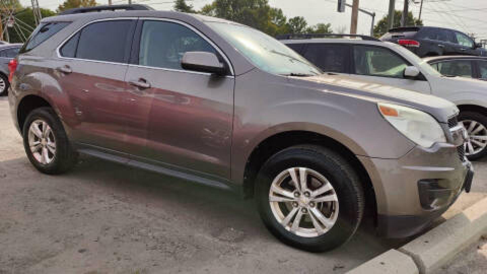 2011 GOLD /BLACK Chevrolet Equinox 1LT 2WD (2CNALDEC2B6) with an 2.4L L4 DOHC 16V engine, 6-Speed Automatic transmission, located at 2710A Westlane Rd., Indianapolis, IN, 46268, (317) 291-2000, 39.885670, -86.208160 - Photo#1