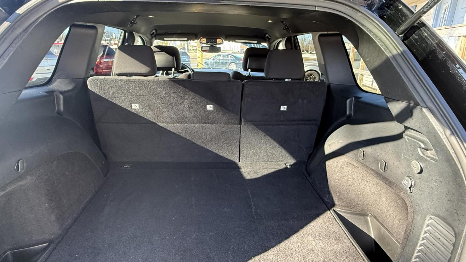 2017 BLACK /BLACK Jeep Grand Cherokee Laredo 4WD (1C4RJFAG3HC) with an 3.6L V6 DOHC 24V engine, 8A transmission, located at 2710A Westlane Rd., Indianapolis, IN, 46268, (317) 291-2000, 39.885670, -86.208160 - Photo#8