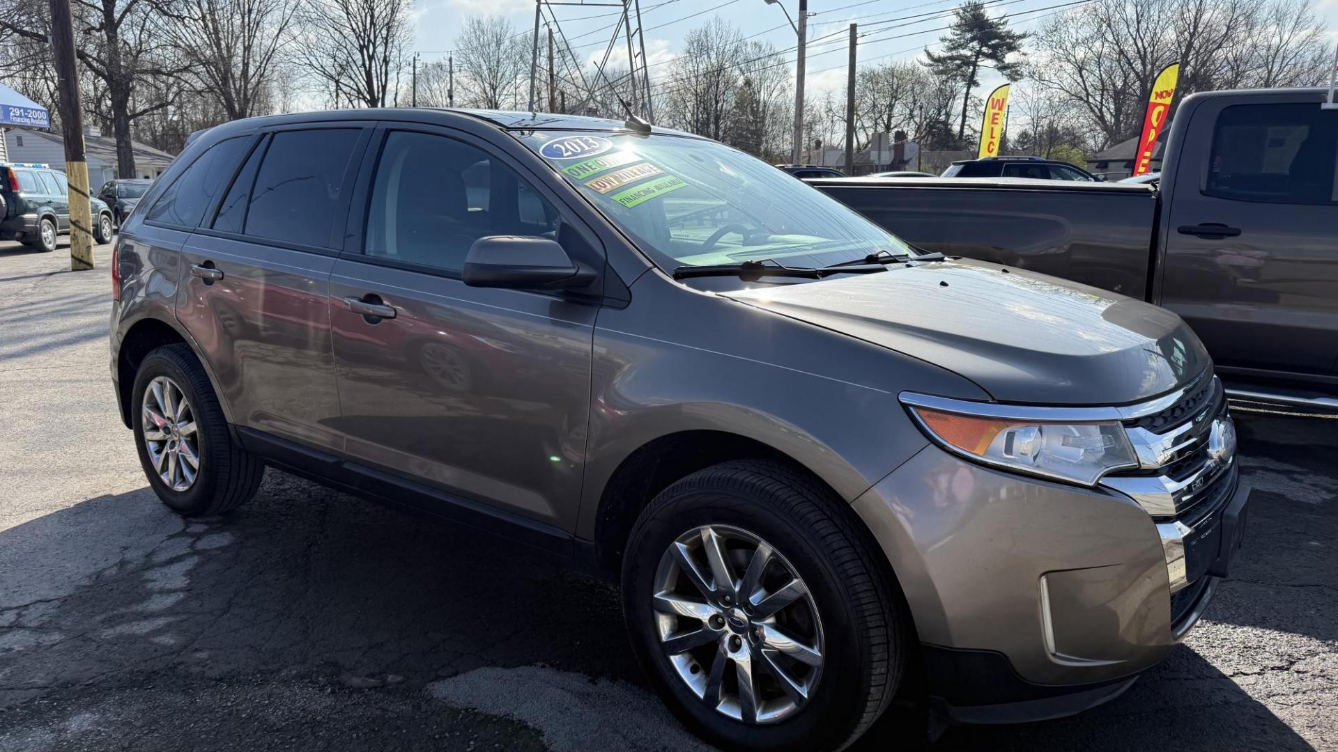 2013 BROWN /BLACK Ford Edge SEL FWD (2FMDK3JC9DB) with an 3.5L V6 DOHC 24V engine, 6-Speed Automatic transmission, located at 2710A Westlane Rd., Indianapolis, IN, 46268, (317) 291-2000, 39.885670, -86.208160 - Photo#1