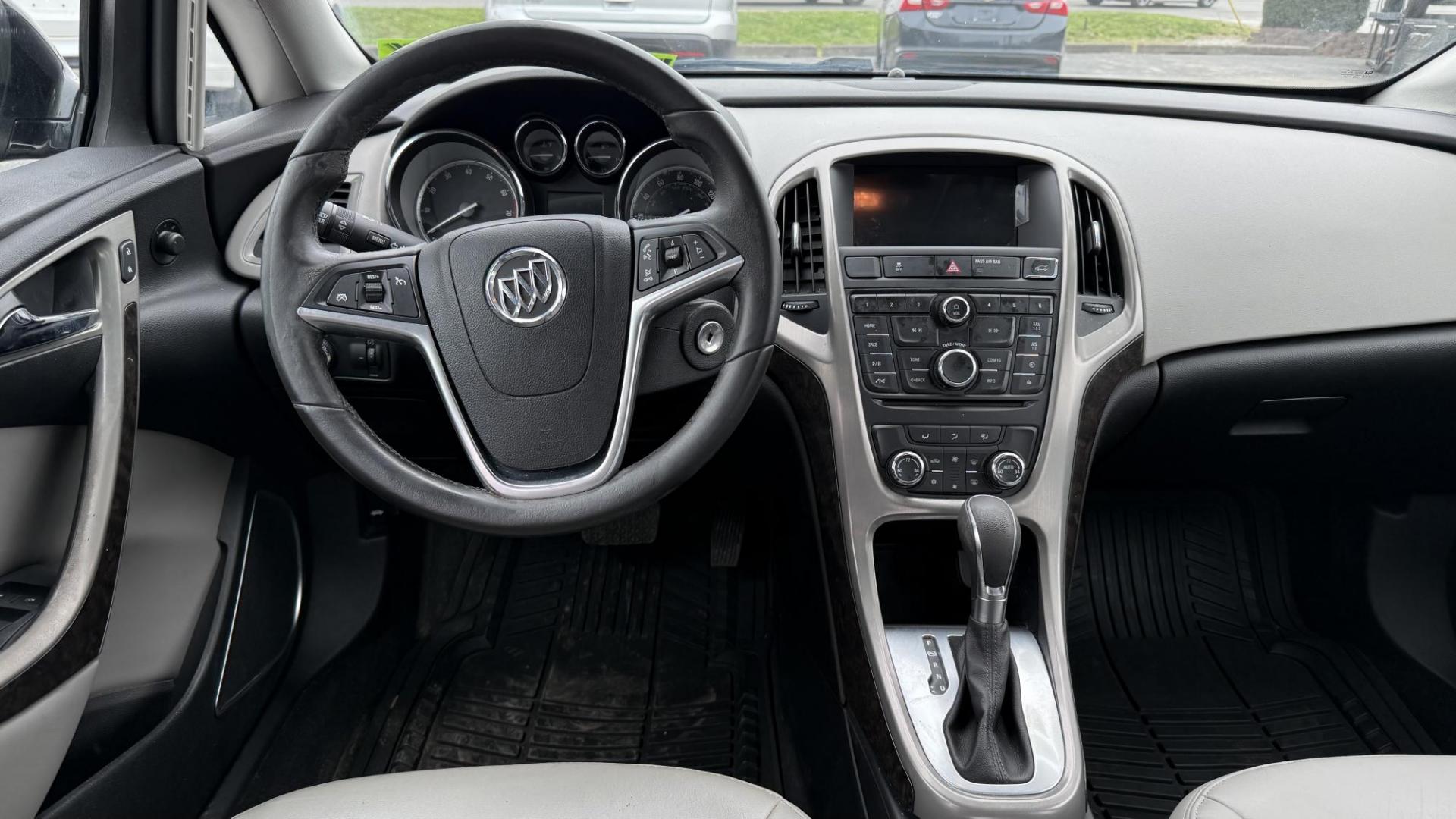 2014 BLACK /BEIGE Buick Verano Base (1G4PP5SK1E4) with an 2.4L L4 DOHC 16V FFV engine, 6-Speed Automatic transmission, located at 2710A Westlane Rd., Indianapolis, IN, 46268, (317) 291-2000, 39.885670, -86.208160 - Photo#4