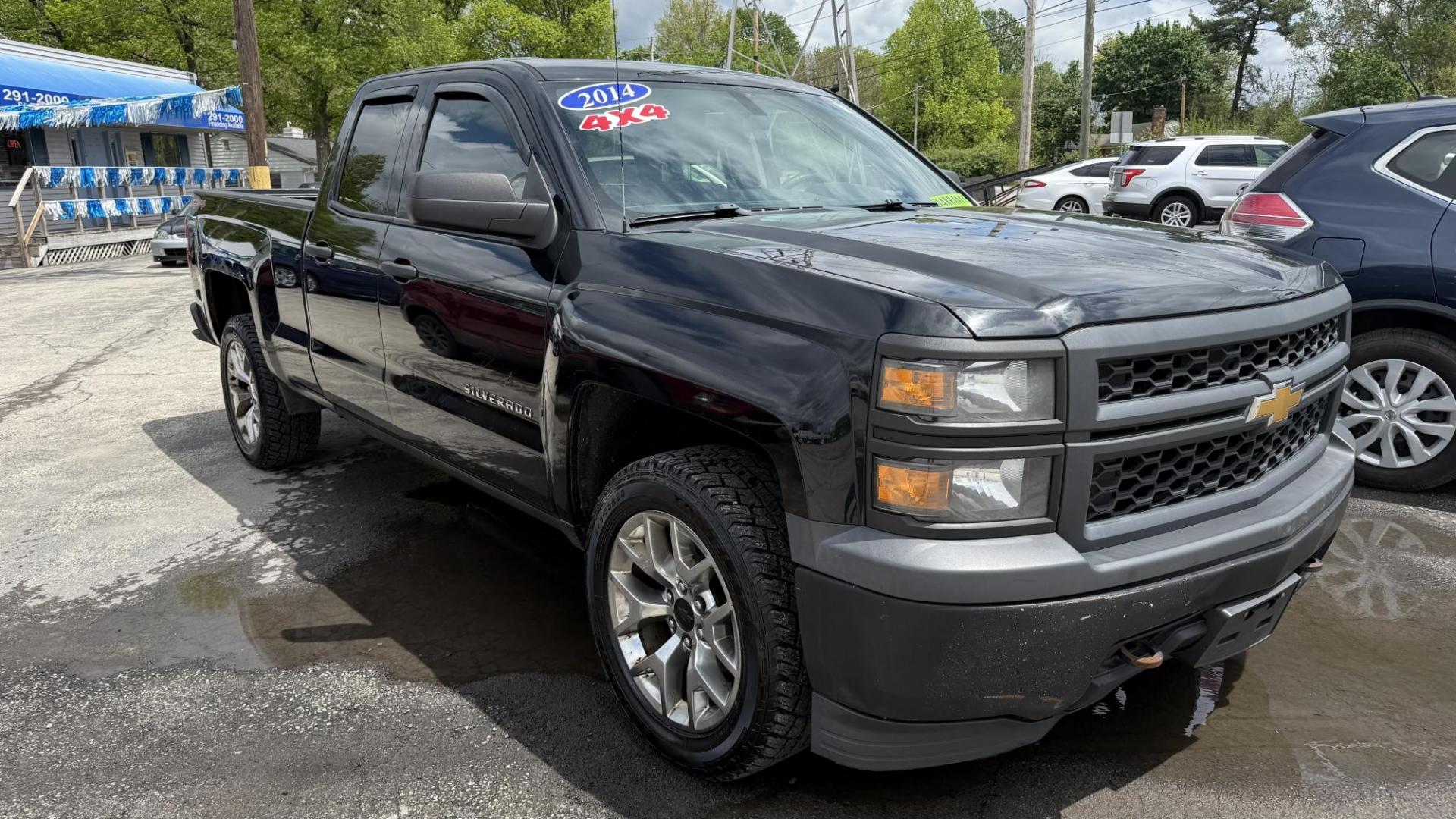 2014 BLACK /GRAY Chevrolet Silverado 1500 Work Truck 1WT Double Cab 4WD (1GCVKPEH8EZ) with an 4.3L V6 OHV 12V engine, 6-Speed Automatic transmission, located at 2710A Westlane Rd., Indianapolis, IN, 46268, (317) 291-2000, 39.885670, -86.208160 - Photo#0
