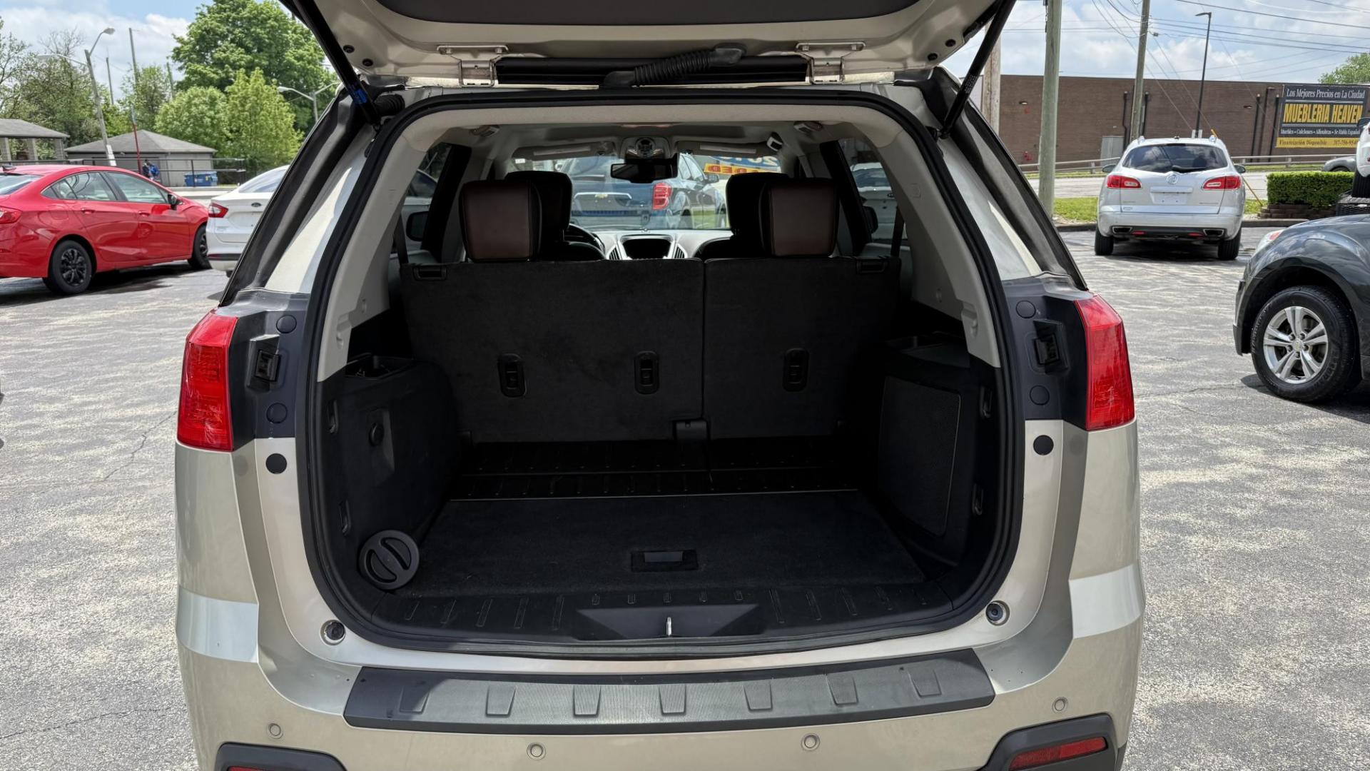 2015 GOLD /TAN/BROWN GMC Terrain SLT2 AWD (2GKFLYEK5F6) with an 2.4L L4 DOHC 16V FFV engine, 6-Speed Automatic transmission, located at 2710A Westlane Rd., Indianapolis, IN, 46268, (317) 291-2000, 39.885670, -86.208160 - Photo#6