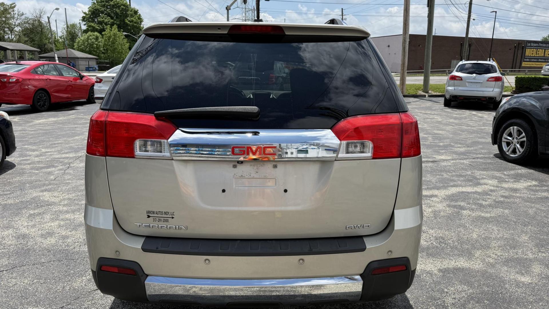 2015 GOLD /TAN/BROWN GMC Terrain SLT2 AWD (2GKFLYEK5F6) with an 2.4L L4 DOHC 16V FFV engine, 6-Speed Automatic transmission, located at 2710A Westlane Rd., Indianapolis, IN, 46268, (317) 291-2000, 39.885670, -86.208160 - Photo#7
