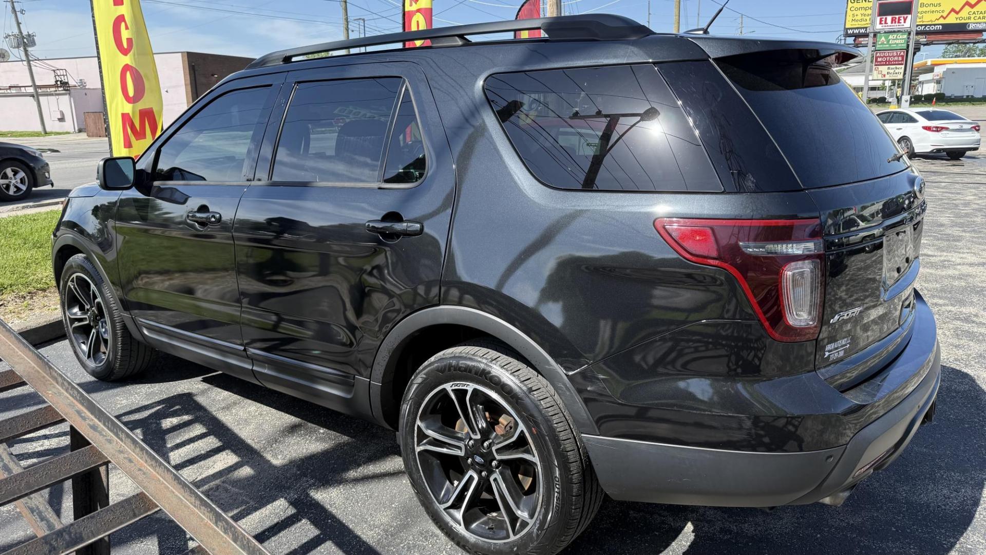 2015 BLACK /BLACK Ford Explorer Sport 4WD (1FM5K8GT3FG) with an 3.5L V6 DOHC 24V engine, 6-Speed Automatic transmission, located at 2710A Westlane Rd., Indianapolis, IN, 46268, (317) 291-2000, 39.885670, -86.208160 - Photo#3
