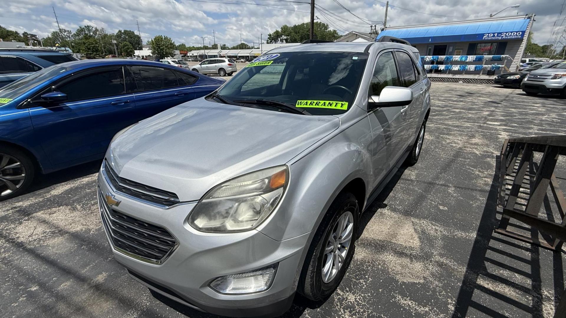 2017 Silver /BLACK Chevrolet Equinox LT AWD (2GNFLFEK9H6) with an 2.4L L4 DOHC 16V FFV engine, 6A transmission, located at 2710A Westlane Rd., Indianapolis, IN, 46268, (317) 291-2000, 39.885670, -86.208160 - Photo#1