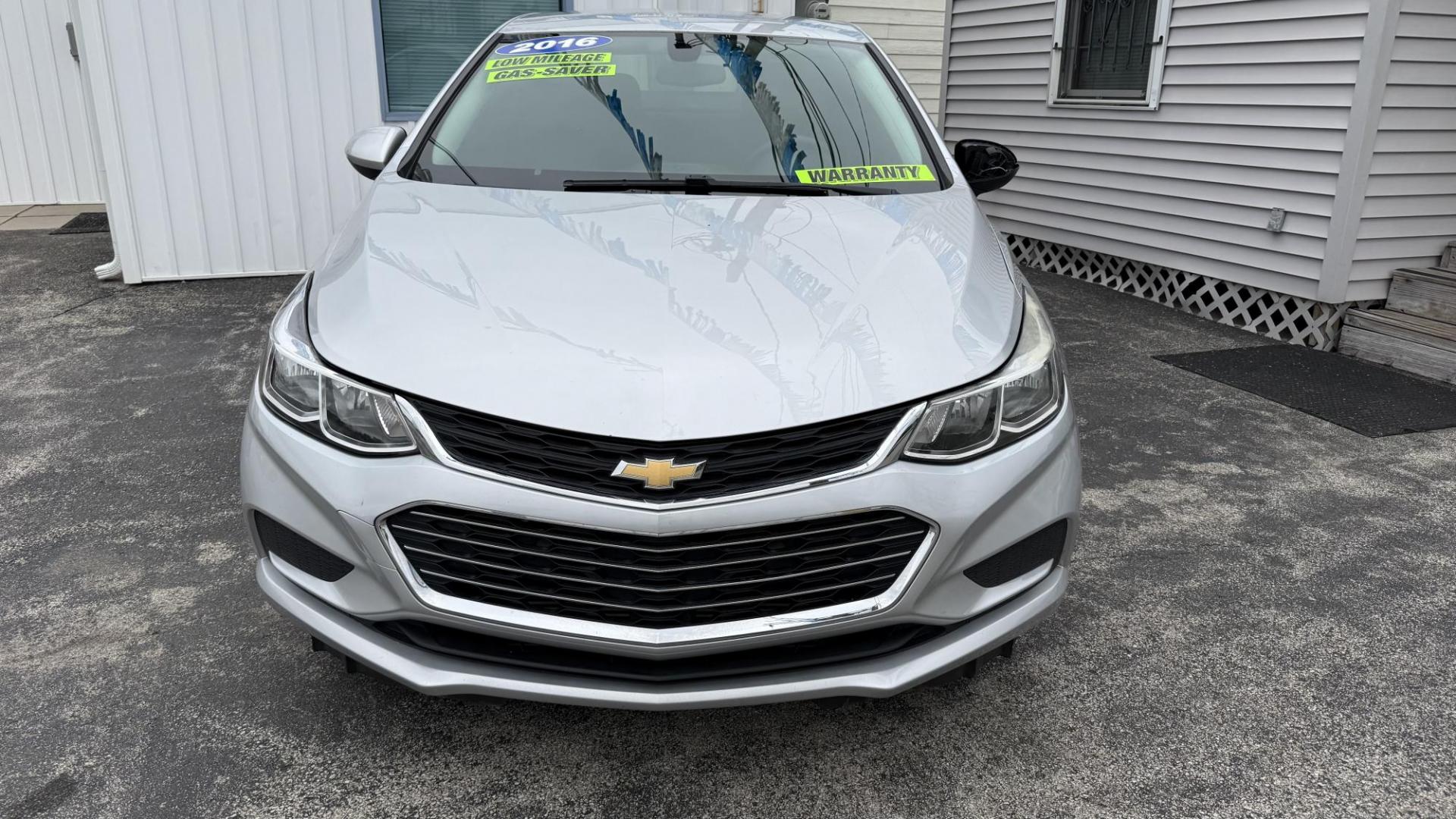 2016 Silver /BLACK Chevrolet Cruze LS Auto (1G1BC5SM8G7) with an 1.4L L4 DOHC 16V TURBO engine, 6A transmission, located at 2710A Westlane Rd., Indianapolis, IN, 46268, (317) 291-2000, 39.885670, -86.208160 - Photo#2