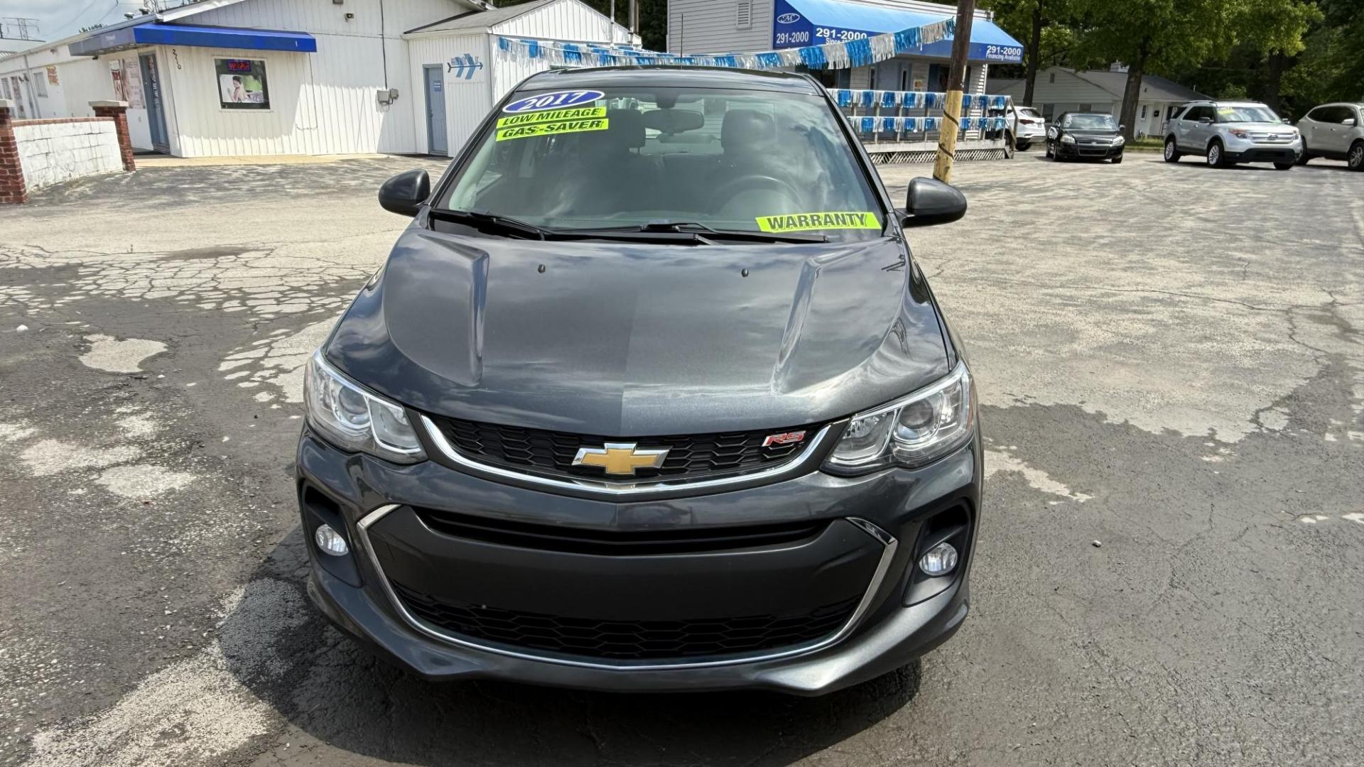 2017 GRAY /GRAY Chevrolet Sonic LT Manual Sedan (1G1JD5SHXH4) with an 1.8L L4 DOHC 24V engine, 5M transmission, located at 2710A Westlane Rd., Indianapolis, IN, 46268, (317) 291-2000, 39.885670, -86.208160 - Photo#2