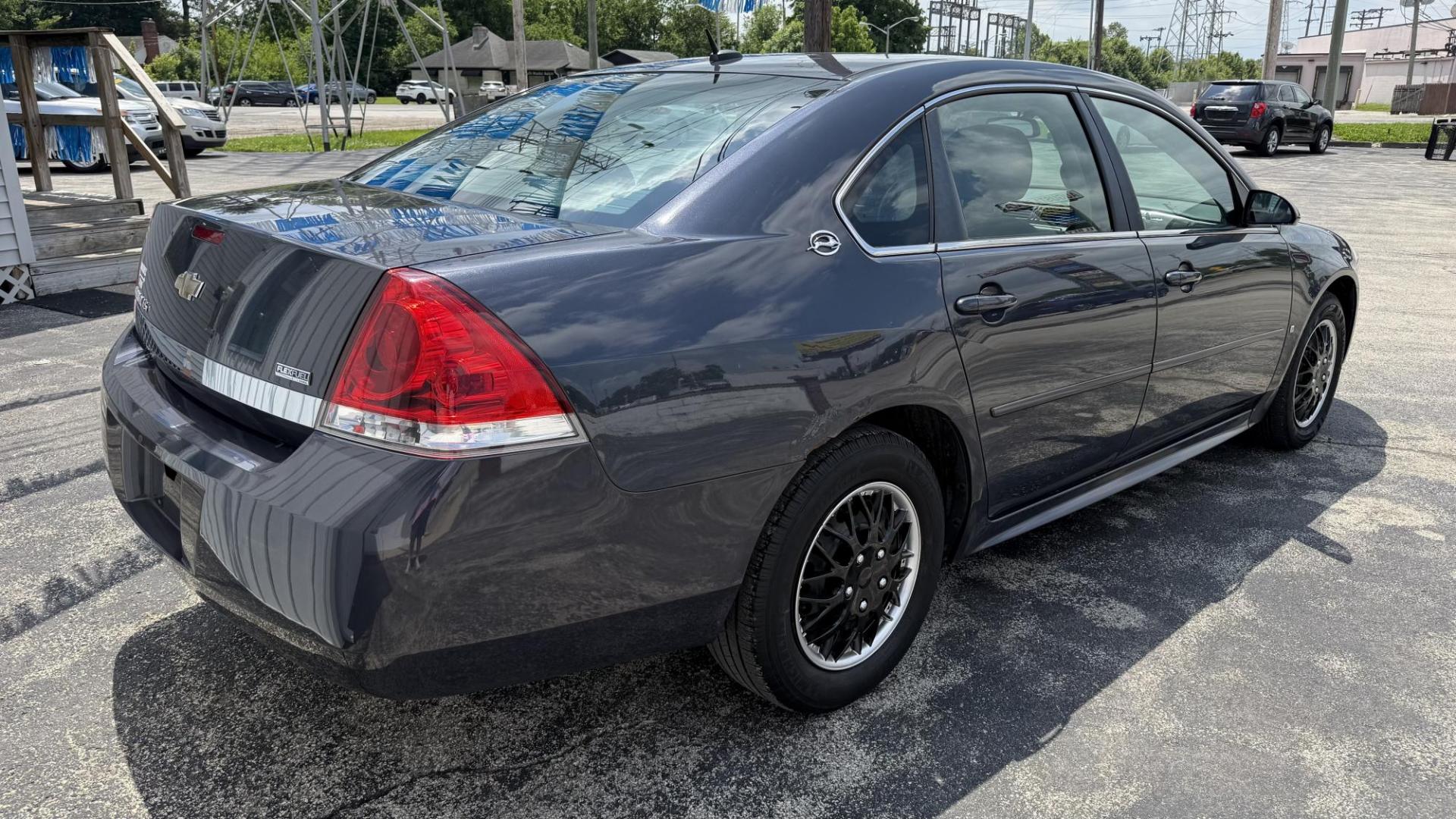 2009 BLUE /GRAY Chevrolet Impala LS (2G1WB57K791) with an 3.5L V6 OHV 16V FFV engine, 4-Speed Automatic transmission, located at 2710A Westlane Rd., Indianapolis, IN, 46268, (317) 291-2000, 39.885670, -86.208160 - Photo#5