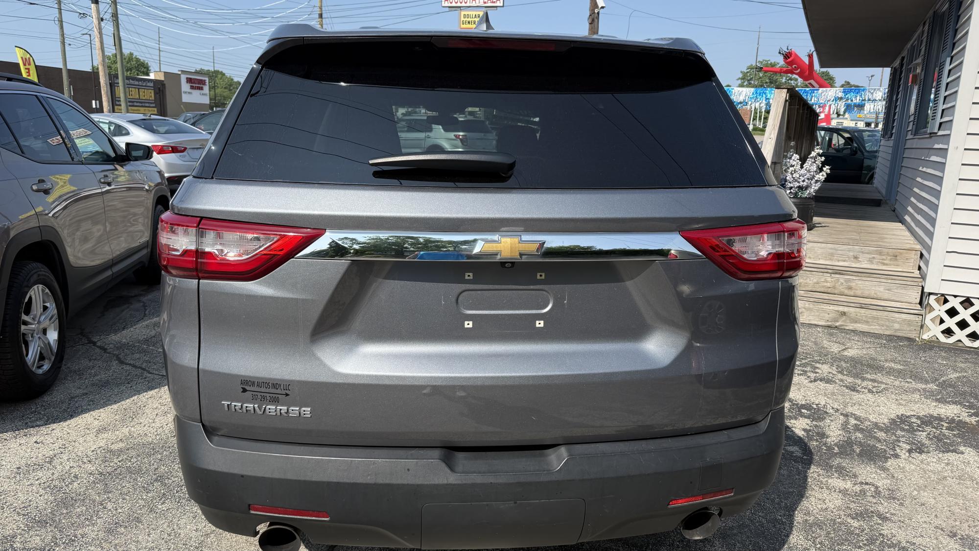photo of 2020 Chevrolet Traverse LS FWD / OUTSIDE FINANCE / WARRANTY, GAP, ROADSIDE ASSISTANCE AVAILABLE