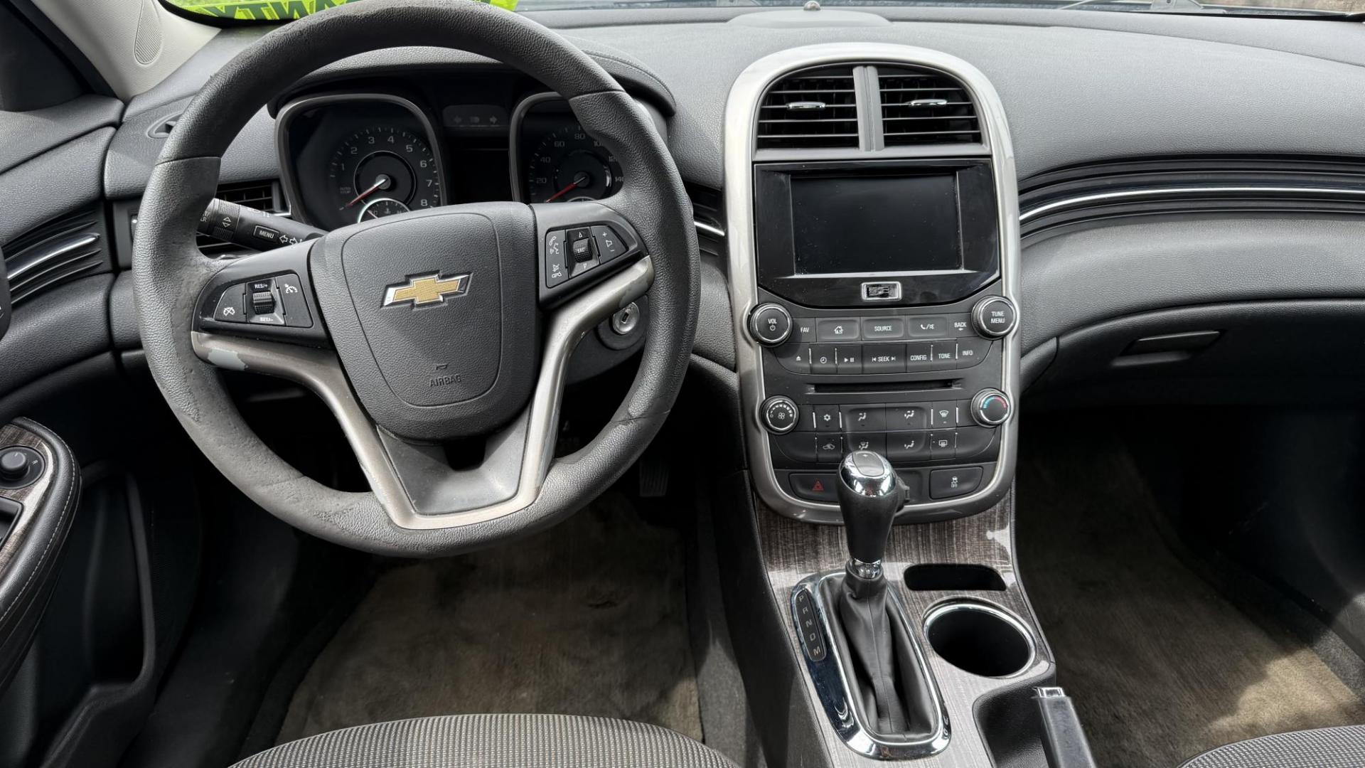 2014 GRAY /BLACK Chevrolet Malibu 1LT (1G11C5SL9EF) with an 2.5L L4 DOHC 16V engine, 6-Speed Automatic transmission, located at 2710A Westlane Rd., Indianapolis, IN, 46268, (317) 291-2000, 39.885670, -86.208160 - Photo#8