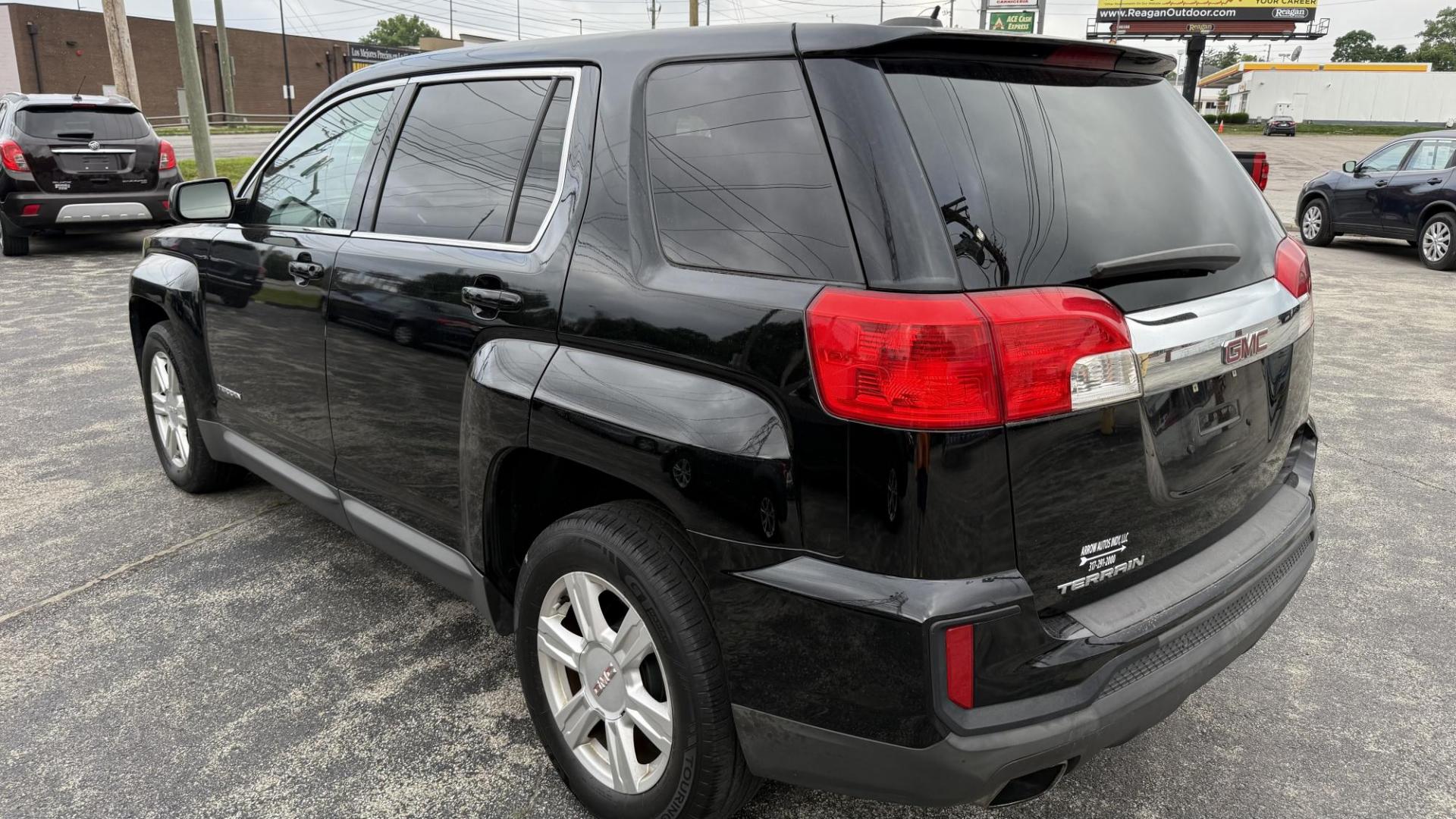 2016 BLACK /BLACK GMC Terrain SLE1 FWD (2GKALMEK9G6) with an 2.4L L4 DOHC 16V engine, 6A transmission, located at 2710A Westlane Rd., Indianapolis, IN, 46268, (317) 291-2000, 39.885670, -86.208160 - Photo#4