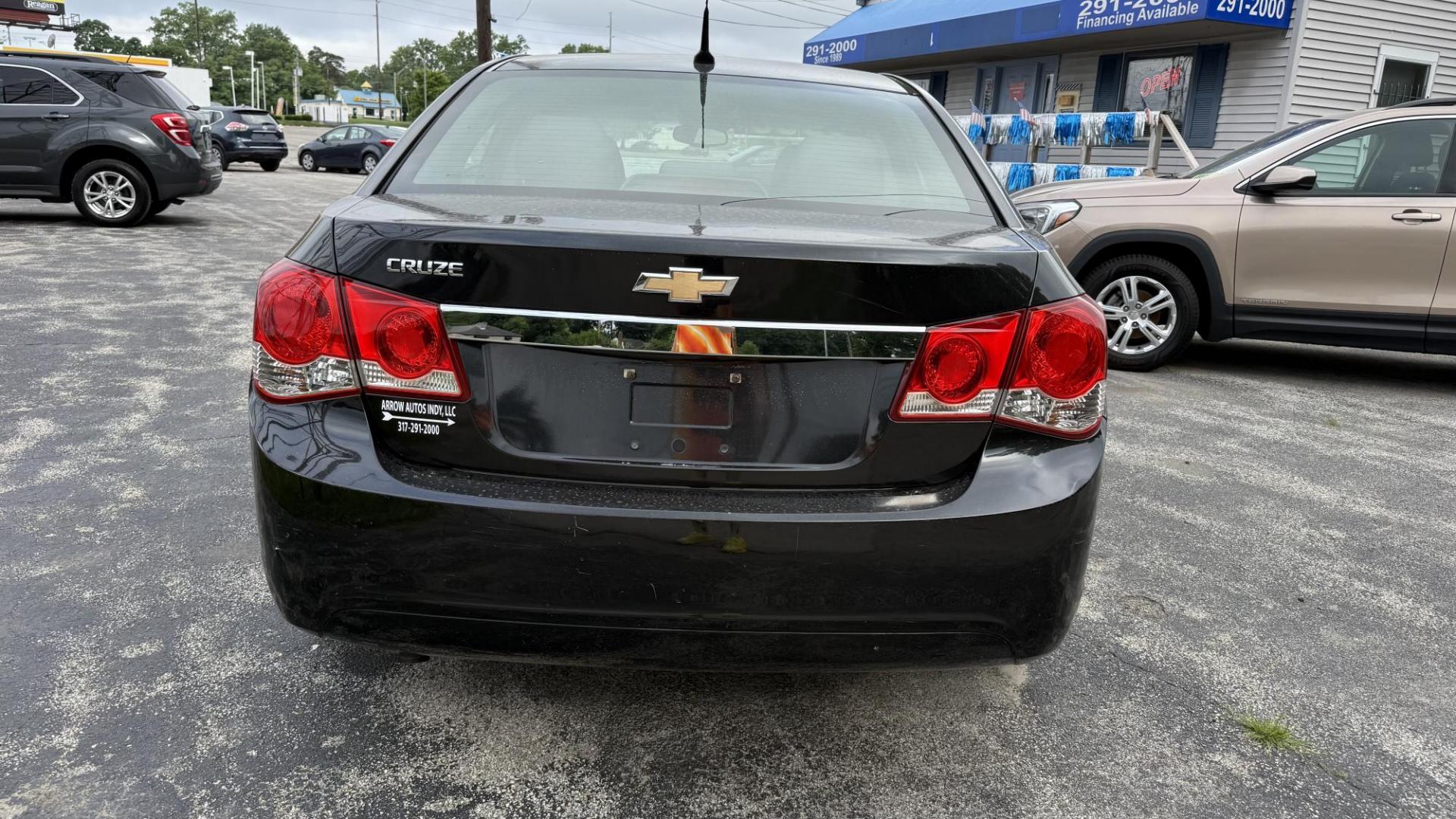 2011 BLACK /BLACK Chevrolet Cruze 2LS (1G1PC5SH5B7) with an 1.8L L4 DOHC 16V FFV engine, 6-Speed Automatic transmission, located at 2710A Westlane Rd., Indianapolis, IN, 46268, (317) 291-2000, 39.885670, -86.208160 - Photo#5