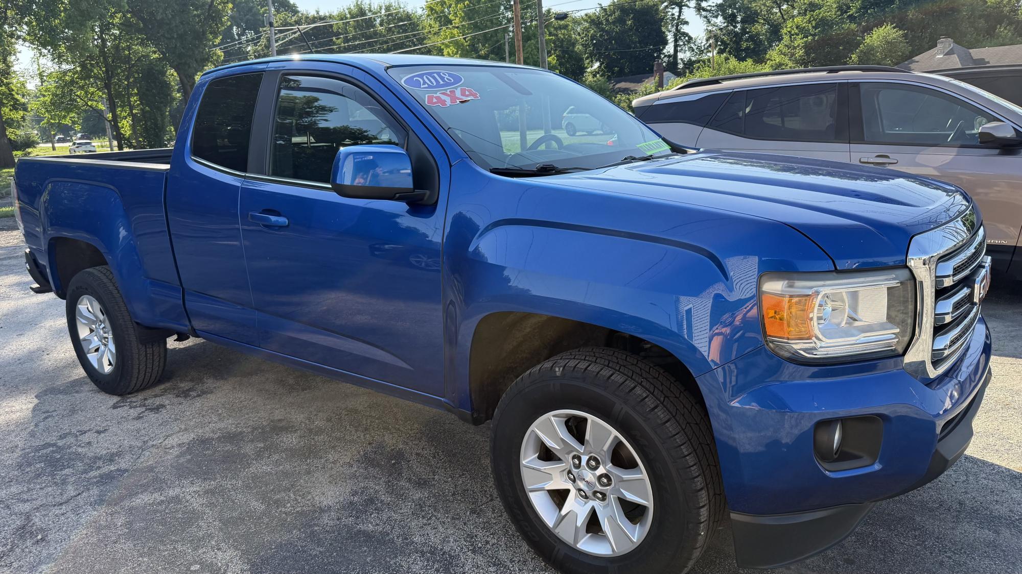 photo of 2018 GMC Canyon SLE Ext. Cab 4WD / OUTSIDE FINANCE / WARRANTY, GAP, ROADSIDE ASSISTANCE AVAILABLE