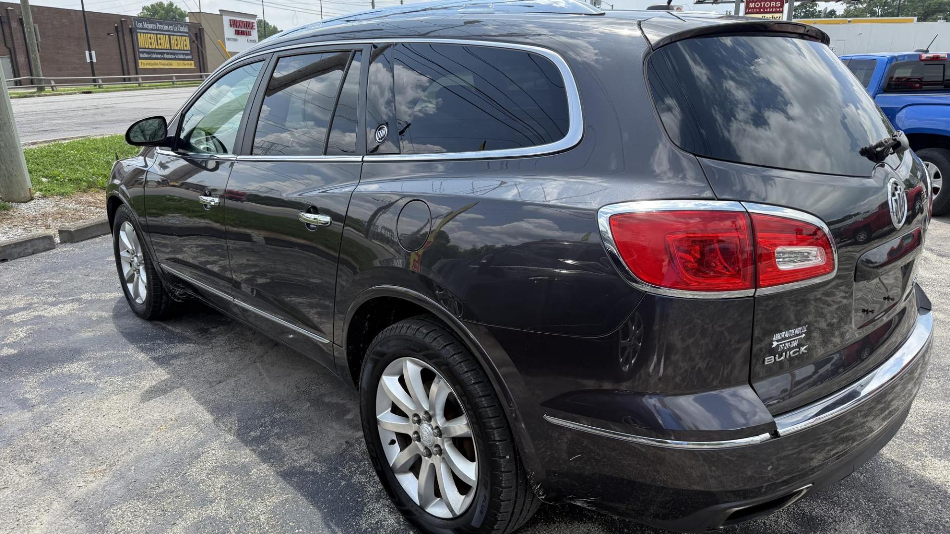 2013 GRAY /GRAY Buick Enclave Premium AWD (5GAKVDKD6DJ) with an 3.6L V6 DOHC 24V engine, 6-Speed Automatic Overdrive transmission, located at 2710A Westlane Rd., Indianapolis, IN, 46268, (317) 291-2000, 39.885670, -86.208160 - Photo#6