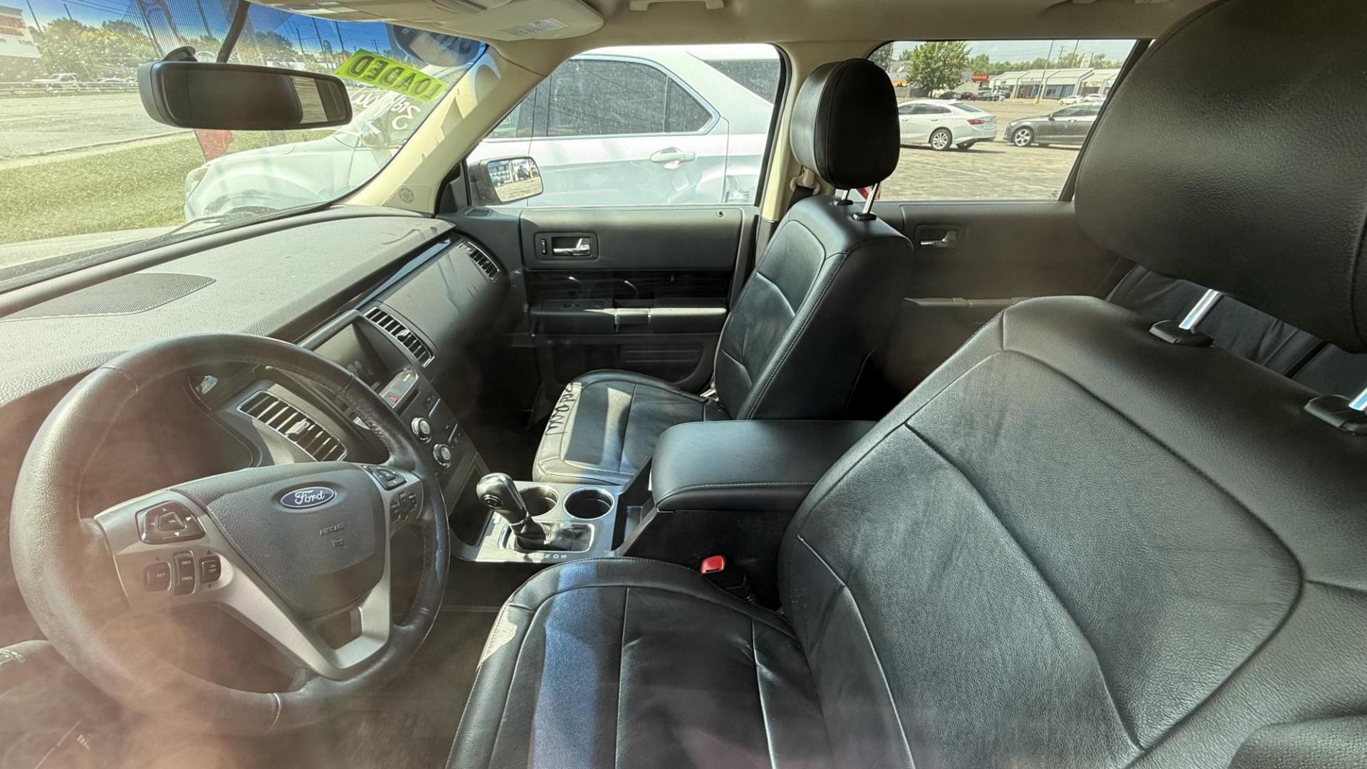 2014 GREEN /BEIGE Ford Flex SEL FWD (2FMGK5C80EB) with an 3.5L V6 DOHC 24V engine, 6-Speed Automatic Overdrive transmission, located at 2710A Westlane Rd., Indianapolis, IN, 46268, (317) 291-2000, 39.885670, -86.208160 - Photo#3