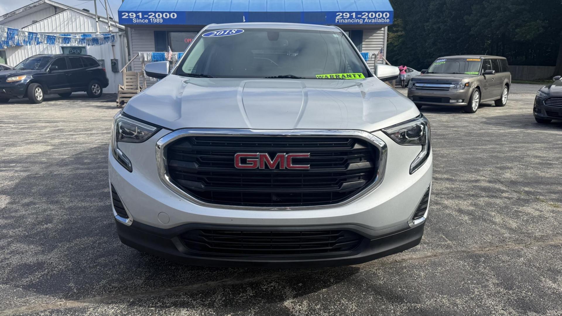 2018 SILVER /BLACK GMC Terrain SLE (3GKALMEV3JL) with an 1.4L L4 DOHC 16V TURBO engine, 6A transmission, located at 2710A Westlane Rd., Indianapolis, IN, 46268, (317) 291-2000, 39.885670, -86.208160 - Photo#2