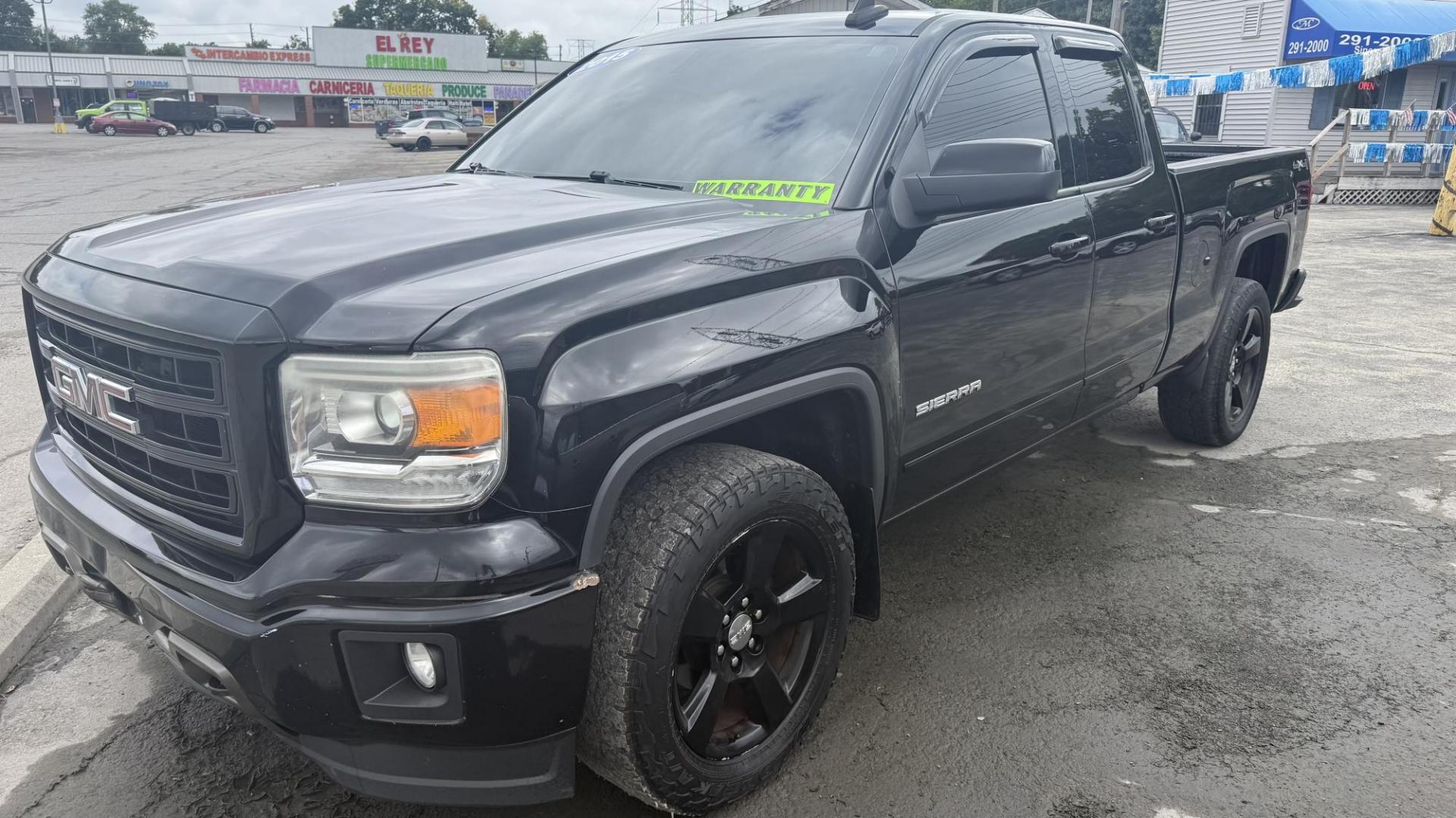 2015 BLACK /BLACK GMC Sierra 1500 Base Double Cab 4WD (1GTV2TEH3FZ) with an 4.3L V6 OHV 12V engine, 6-Speed Automatic transmission, located at 2710A Westlane Rd., Indianapolis, IN, 46268, (317) 291-2000, 39.885670, -86.208160 - Photo#1