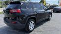 2017 BLACK /GRAY/BLACK Jeep Cherokee Sport FWD (1C4PJLAB4HD) with an 2.4L L4 DOHC 16V engine, 9A transmission, located at 2710A Westlane Rd., Indianapolis, IN, 46268, (317) 291-2000, 39.885670, -86.208160 - Photo#4