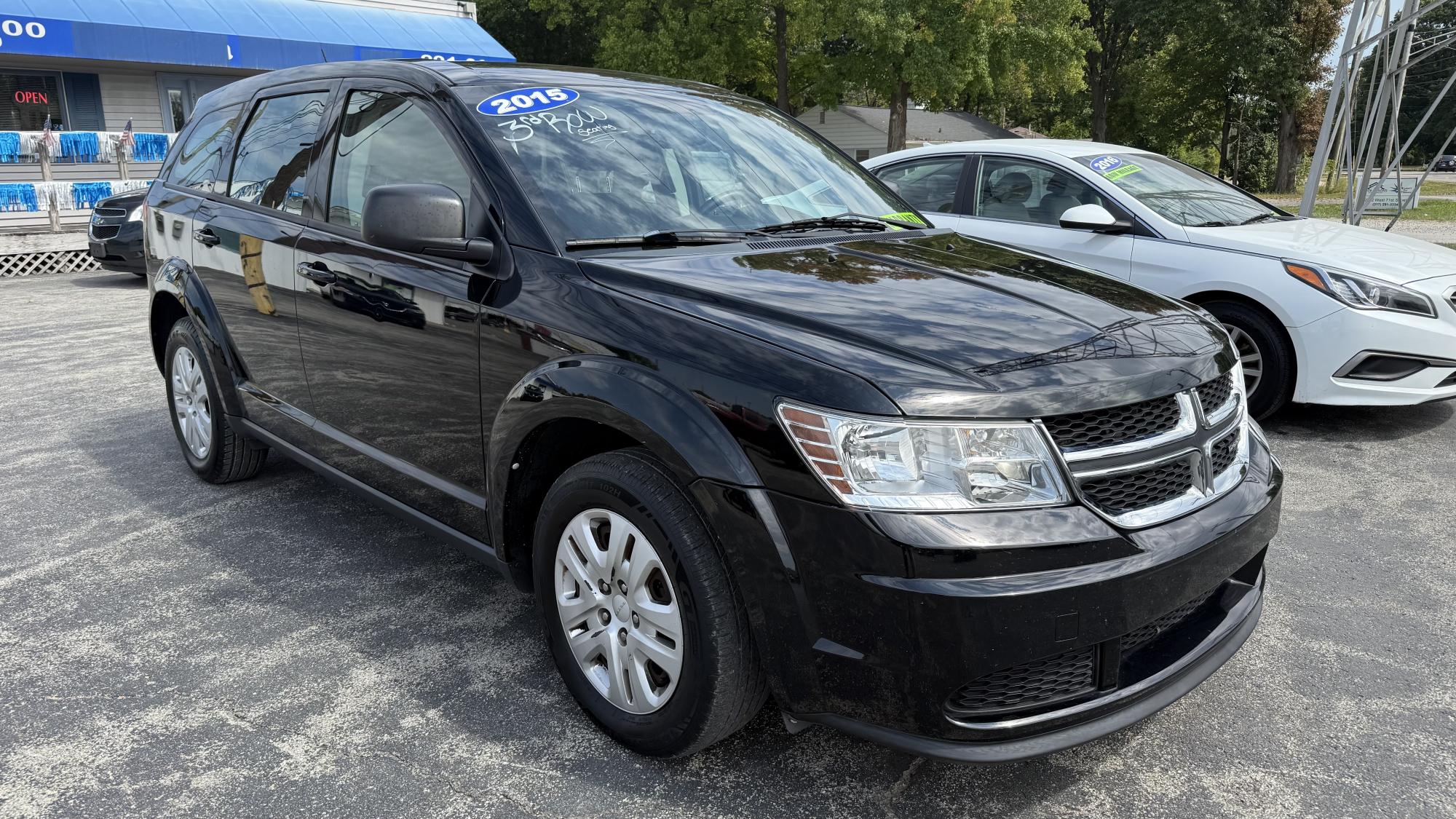 photo of 2015 Dodge Journey SE / OUTSIDE FINANCE / WARRANTY, GAP, ROADSIDE ASSISTANCE AVAILABLE