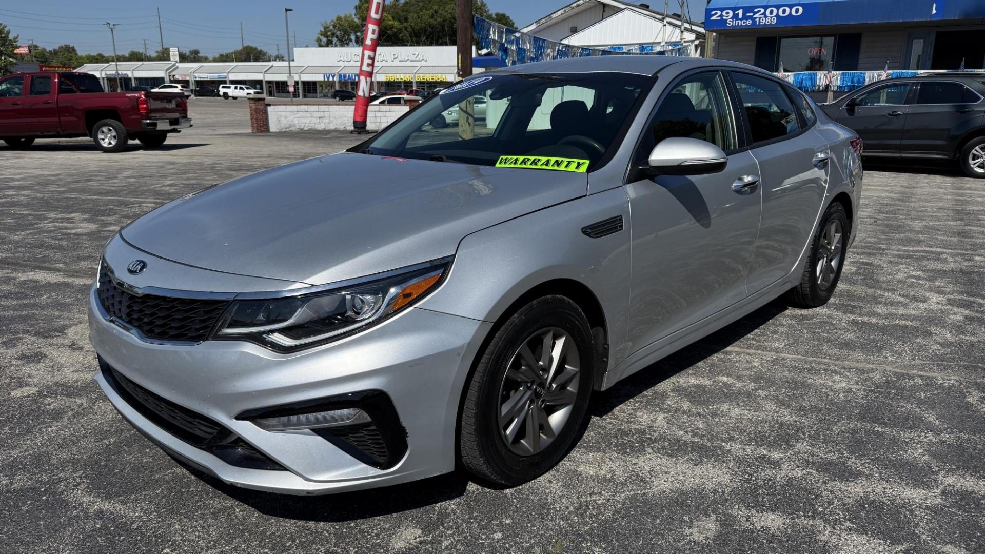 2019 SILVER /BLACK Kia Optima LX (5XXGT4L31KG) with an 2.4L L4 DOHC 16V engine, 6A transmission, located at 2710A Westlane Rd., Indianapolis, IN, 46268, (317) 291-2000, 39.885670, -86.208160 - Photo#1