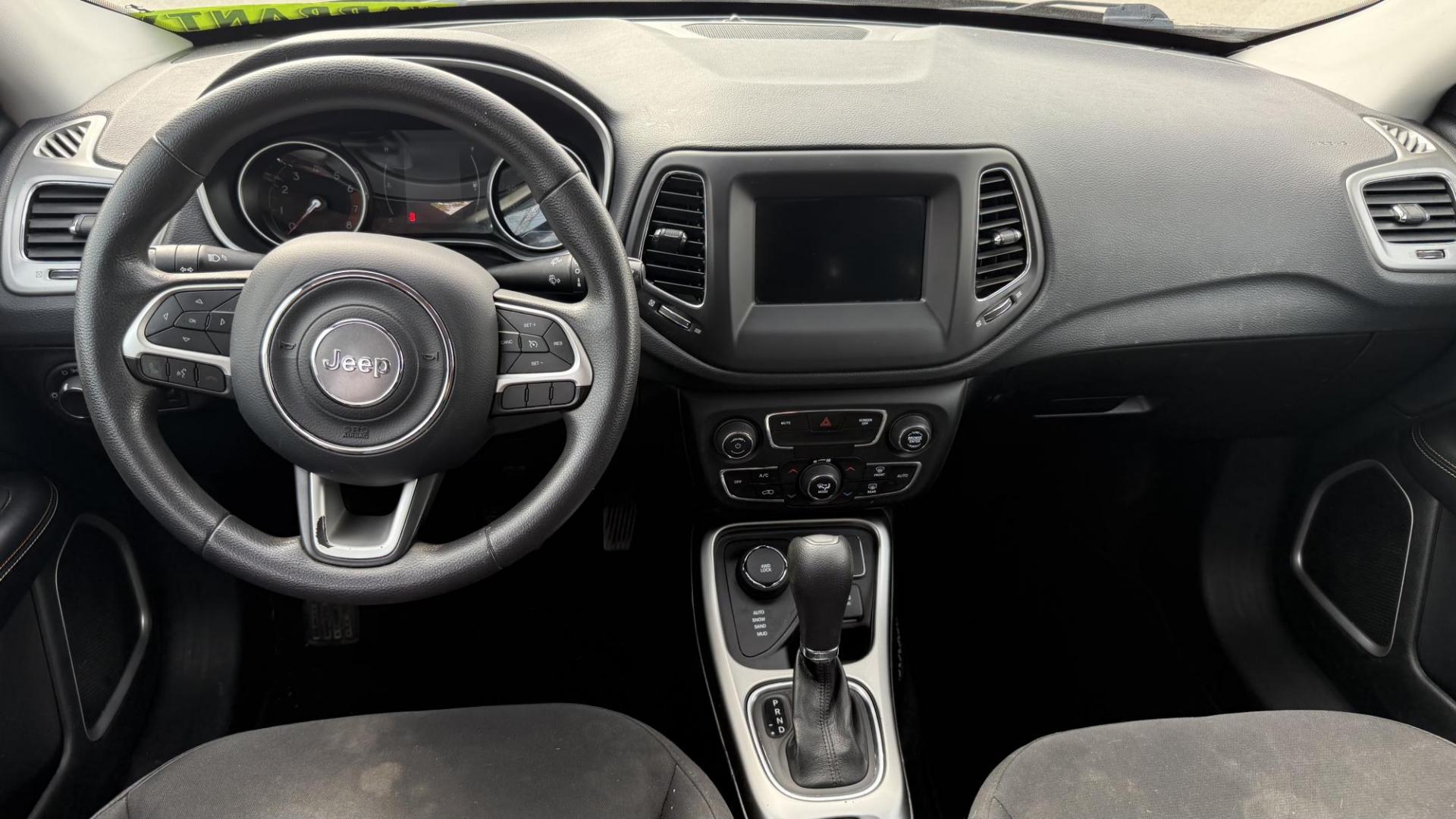 2019 GRAY /BLACK Jeep Compass Sport 4WD (3C4NJDAB9KT) with an 2.4L L4 DOHC 16V engine, 6M AUTOMATIC transmission, located at 2710A Westlane Rd., Indianapolis, IN, 46268, (317) 291-2000, 39.885670, -86.208160 - Photo#3