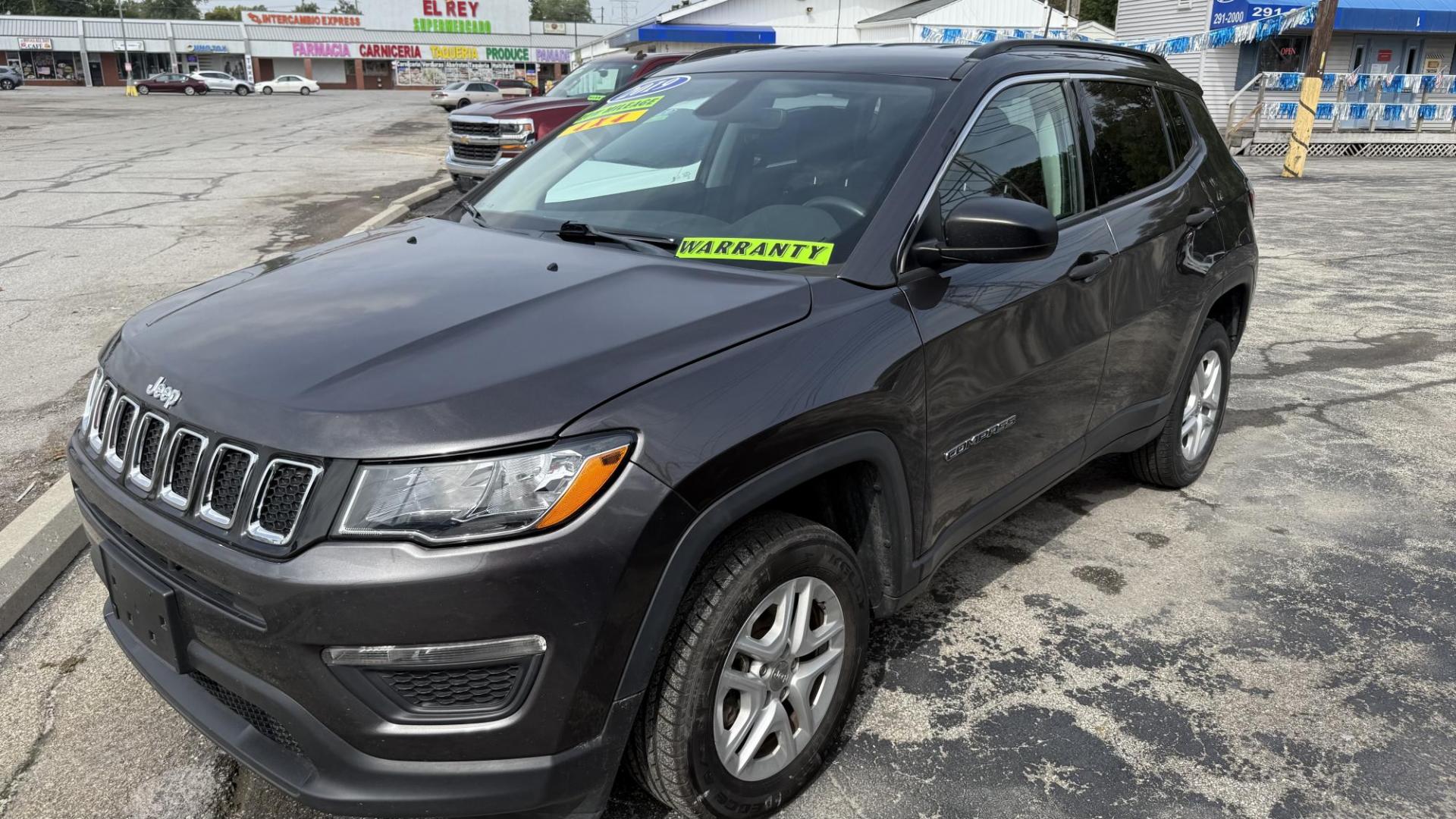 2019 GRAY /BLACK Jeep Compass Sport 4WD (3C4NJDAB9KT) with an 2.4L L4 DOHC 16V engine, 6M AUTOMATIC transmission, located at 2710A Westlane Rd., Indianapolis, IN, 46268, (317) 291-2000, 39.885670, -86.208160 - Photo#1