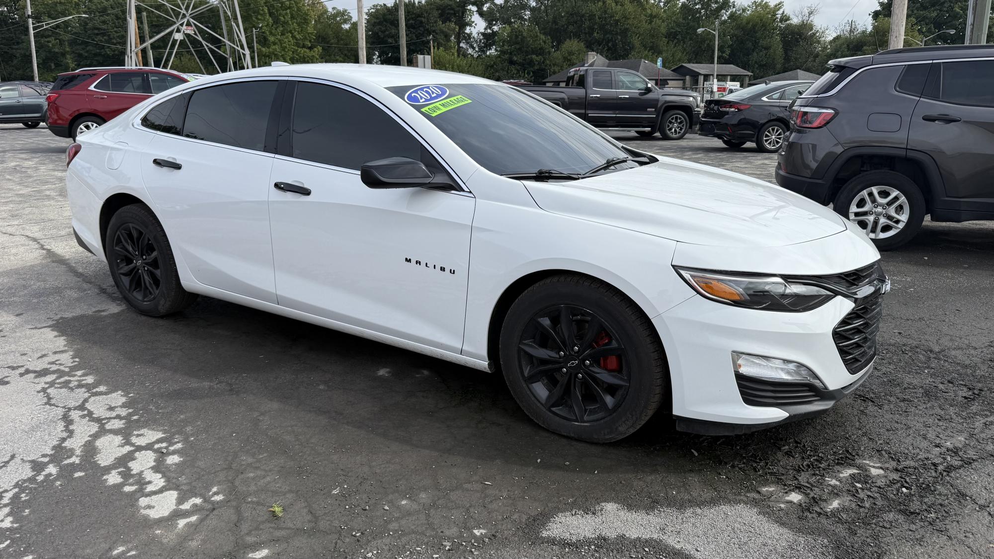 photo of 2020 Chevrolet Malibu LT / OUTSIDE FINANCE / WARRANTY, GAP, ROADSIDE ASSISTANCE AVAILABLE