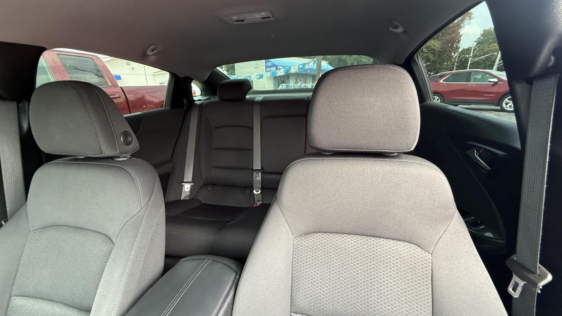 2020 WHITE /BLACK Chevrolet Malibu LT (1G1ZD5ST6LF) with an 1.5L L4 DOHC 16V engine, 6A transmission, located at 2710A Westlane Rd., Indianapolis, IN, 46268, (317) 291-2000, 39.885670, -86.208160 - Photo#7