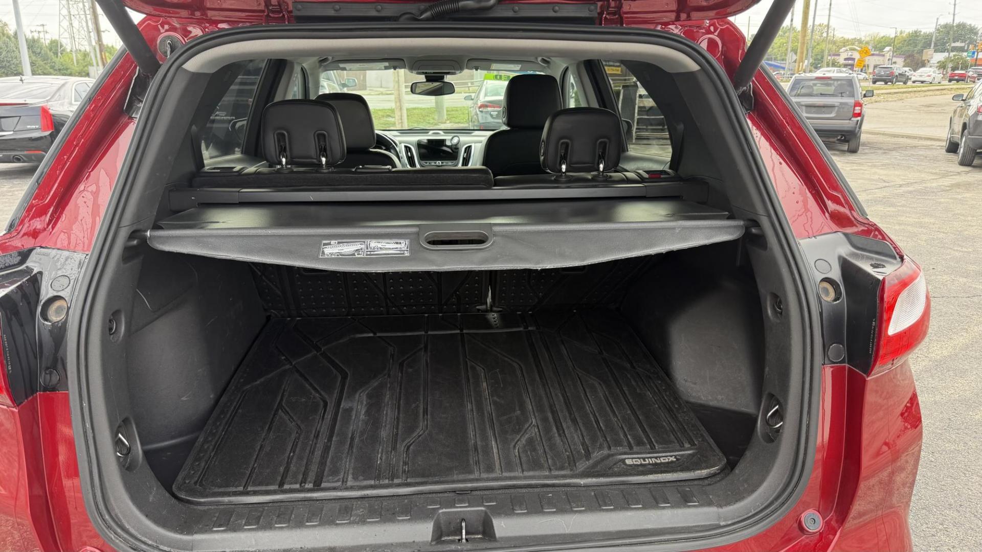 2020 RED /GRAY/BLACK Chevrolet Equinox Premier 1.5 2WD (3GNAXNEV4LS) with an 1.5L L4 DIR DOHC 16V TURBO engine, 6A transmission, located at 2710A Westlane Rd., Indianapolis, IN, 46268, (317) 291-2000, 39.885670, -86.208160 - Photo#8