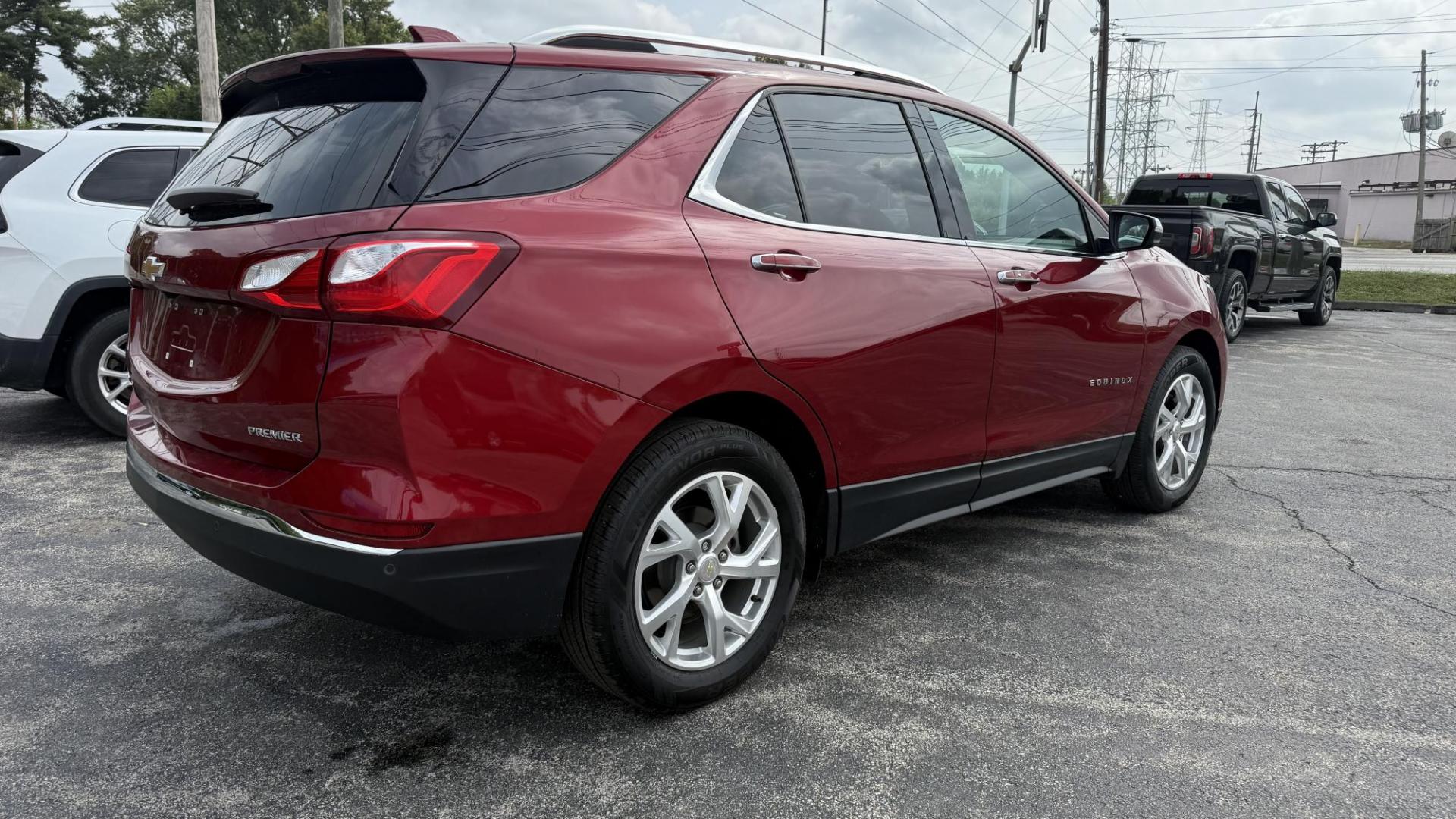 2020 RED /GRAY/BLACK Chevrolet Equinox Premier 1.5 2WD (3GNAXNEV4LS) with an 1.5L L4 DIR DOHC 16V TURBO engine, 6A transmission, located at 2710A Westlane Rd., Indianapolis, IN, 46268, (317) 291-2000, 39.885670, -86.208160 - Photo#7