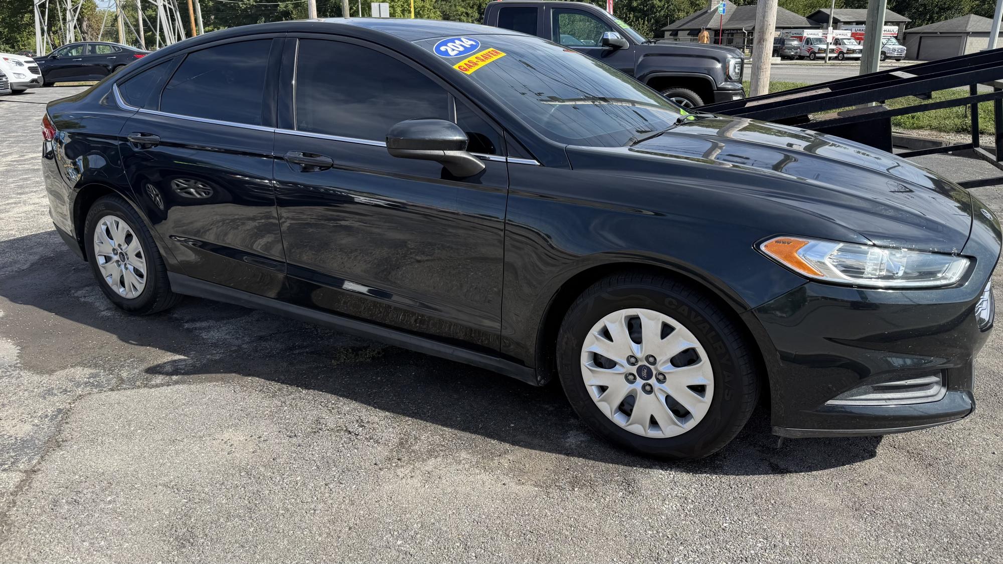 photo of 2014 Ford Fusion S / OUTSIDE FINANCE / WARRANTY, GAP, ROADSIDE ASSISTANCE AVAILABLE
