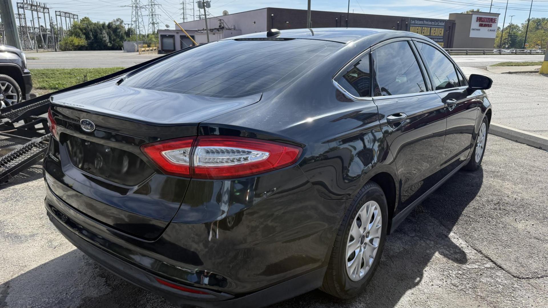 2014 BLACK Ford Fusion S (3FA6P0G72ER) with an 2.5L L4 DOHC 16V engine, 6A transmission, located at 2710A Westlane Rd., Indianapolis, IN, 46268, (317) 291-2000, 39.885670, -86.208160 - Photo#3